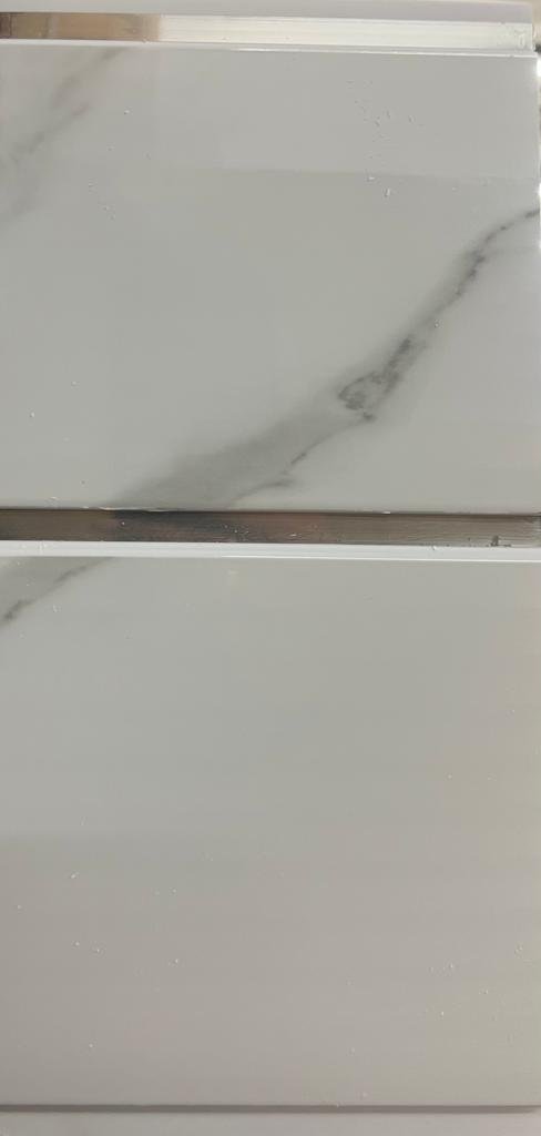 Cararra Marble with Silver Strip